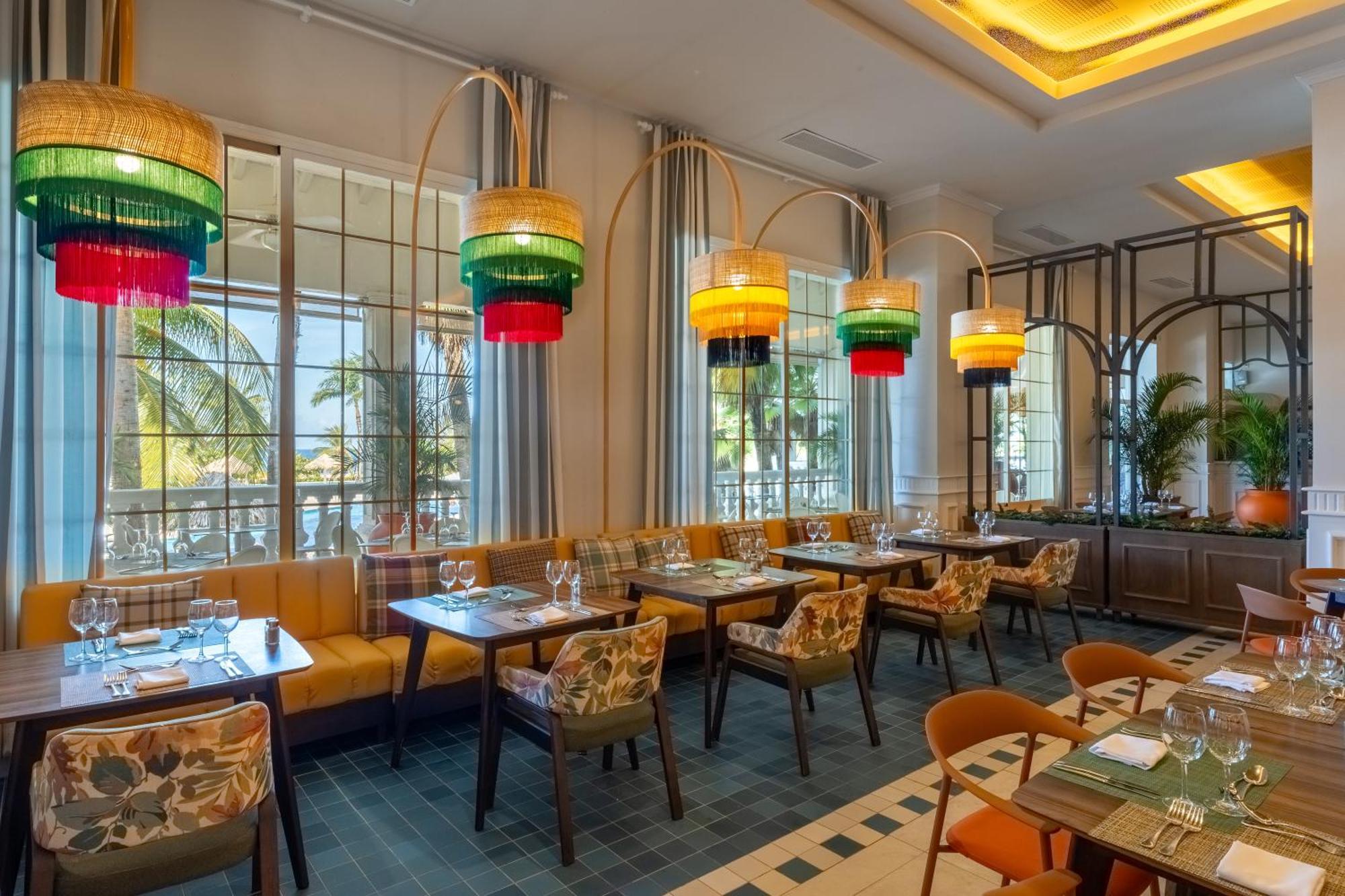 巴伊亚普林西比大牙买加酒店 拉纳韦贝 外观 照片 The interior of the restaurant